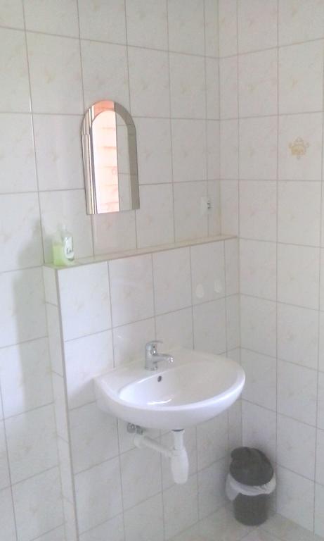 Center Angelos Bronków Habitación foto